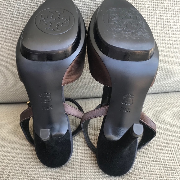 Tory Burch T-strap Platform Heel - Picture 6 of 6